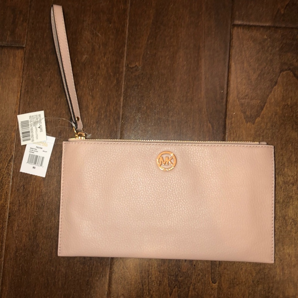 Michael Kors zip clutch